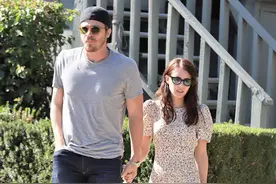 校园剧女神被曝怀孕！告别7年虐恋，她和性感男星尘埃落定？图片