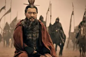 乱世枭雄：“游戏”中的曹操图片