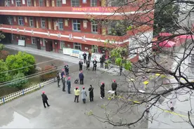 张村学区2020年八年级生物学学科实验操作技能考试操作考试图片