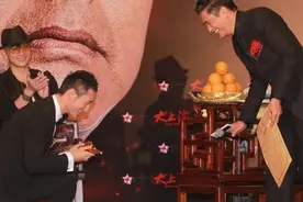 黄晓明师父是周润发，才知道师父（傅）是人生的贵人，可遇不可求图片