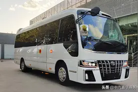 丰田考斯特12座豪华商务车价格解析图片