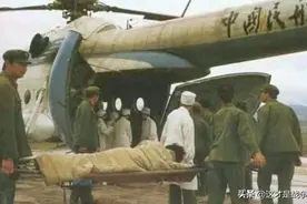 解放军老兵回忆：我看着那个越南俘虏兵，想起了家乡杀猪的情景图片