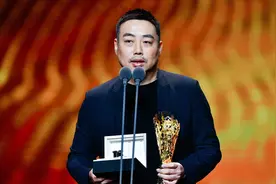 官宣！刘国梁当选国际乒联副主席，大合影站C位，一人身兼三职图片