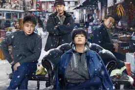 包贝尔戴假发演大哥，乔杉干起了美容美发，这部喜剧片太搞笑了图片