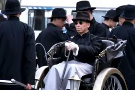 青帮大亨杜月笙死在香港，为何葬在台湾？他有什么实现不了的心愿图片