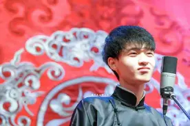 "富二代"是假的？秦霄贤母子二人双双被起诉，偿还将近200万图片