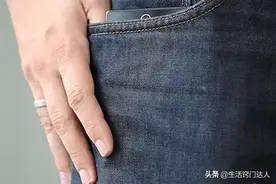 手机放口袋是朝上还是朝下？原来大有讲究，好多人没注意，看看吧图片