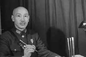 蒋介石到死想不通，将门之子为何都投共？国军出身的共产党都有谁图片