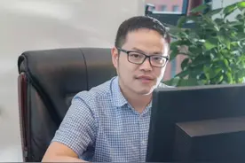 “80后”王亚青，已任鹰潭市常务副市长，曾在中国军工电子“国家队”工作图片