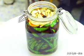 河南人年年用的腌辣椒方子！腌之前煮一煮，香辣脆爽放一年不会坏图片