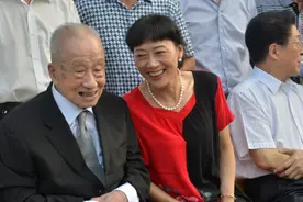 老年人谈恋爱，是什么感觉？3个过来人说了大实话图片