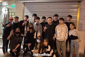 铁直男JackeyLove都和美女富婆恋爱了，你呢？图片