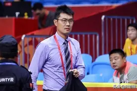 CBA优秀主教练奇缺，得到李春江指导真传的王仕鹏是一个好苗子！图片