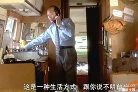 交警提醒：驾驶房车也要考驾照，这样的行驶证绝不能拖房车！图片