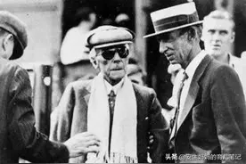 亿万富翁洛克菲勒：如果你一直很穷，让孩子远离两种人，学会抠门图片
