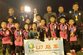 “辽青超”联赛落幕，抚顺足球小将斩获历史最好成绩图片