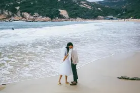 结婚后，发现女朋友和别人同居过，该怎么办？图片