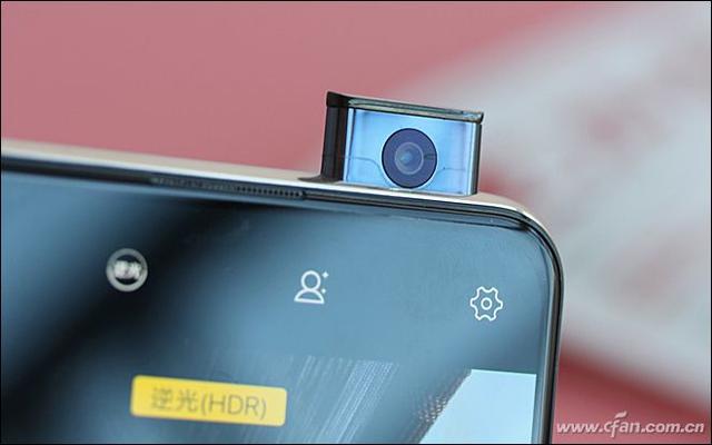 感受升降镜头和零界视野的冲击！vivo X27评测体验
