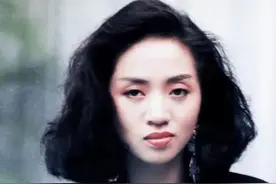 她是梅艳芳的忠实粉丝，用模仿演出赚的钱，整成了“梅艳芳”图片