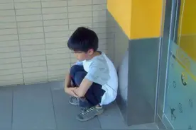 “自来熟”的孩子更出息？别小瞧拘谨的娃，他们各有各的本事图片