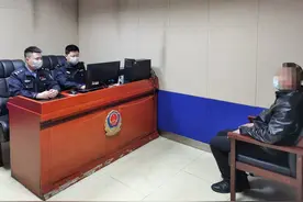 警服不是你想穿就能穿！镇赉一男子非法使用制式警服被拘留图片