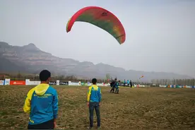 林虑山国际滑翔基地滑翔伞三角翼动力伞全面开飞！图片