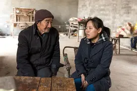 人老了，女儿和儿媳到底谁能靠得住？这三位老人说得很现实图片