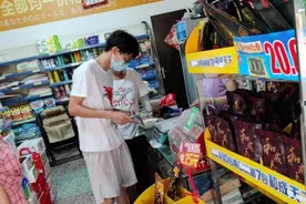 他们说，我们愿意留下图片