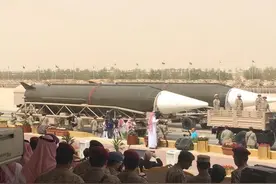 中国最大一笔军售订单，一枚导弹卖一亿，一次交易超外汇储备总额图片