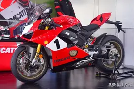 杜卡迪Panigale V4 25周年纪念版，全球限量500辆8.8万美元起售图片