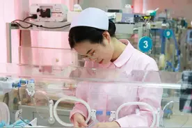 护士比较吃香的5个科室，学护理的女生值得考虑图片