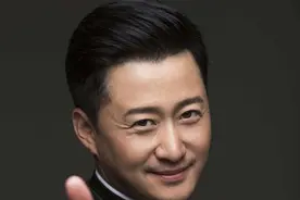他是吴京的大儿子，刚出生时差点去世，如今可继承亿万家产图片