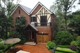 成都某房企资金链断裂之后：牧马山近200亩住宅用地搁置图片