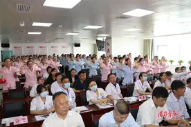 渭南市妇幼保健院 | 全体护士脱帽“空姐发型”发型登录医院图片