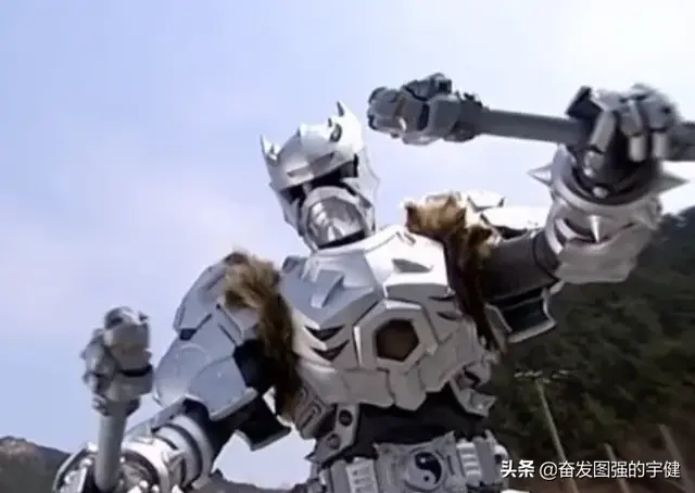 初代铠甲勇士演员的现状，风鹰和雪獒侠成人渣，帝皇侠人气最高