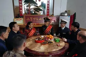二等功臣、刀疤班长，够狠图片