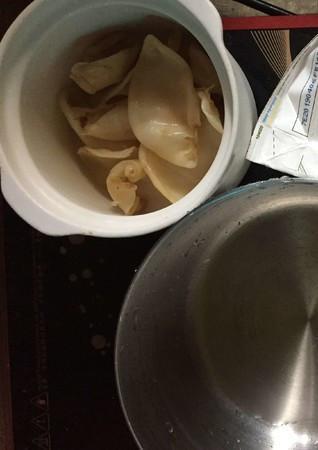 泡花胶的水要煲吗 泡花胶需要换水吗