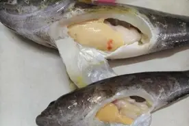 这种“入侵”鱼很成功，和沙塘鳢很像，现在又被吃成“高价美食”图片