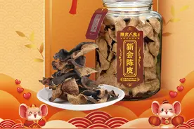钟声响起归家的信号，过年回家，有她，很温暖图片