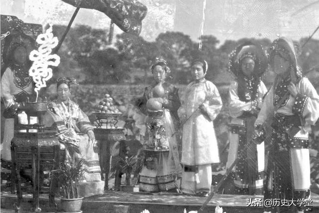 古代的东宫西宫中宫里都住着什么人，为什么没有南宫北宫呢