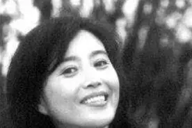 当初的姐弟恋，现在的“母子脸”，丁嘉丽怎么从来不诉苦喊冤图片