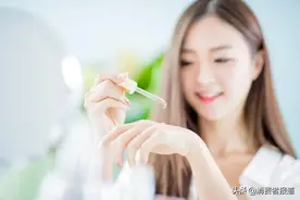 15款美白精华口碑报告：1000块的修丽可、SK-II还不如200多块的它？图片