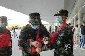 「十堰」今起十堰730名新兵将陆续奔赴军营 大学生新兵占比近九成图片