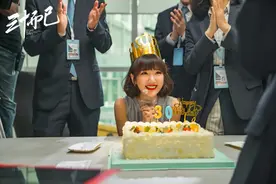 毛晓彤的“三十而已”：是经历了被渣男伤、被亲爹坑的自我重建图片