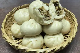 包子这样做，吃起来太香了，蓬松暄软有营养，做法还简单