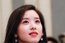 章泽天：不做男人背后的乖巧贵妇 我一直有自己的姓名图片