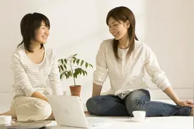 “今晚不行，她在家”无意看到老公给闺蜜发信息，我直接提出离婚图片