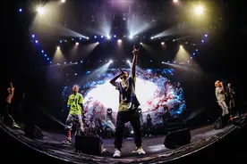 Higher Brothers 成都站火爆收官 马思唯：希望大家可以去勇敢追求梦想图片