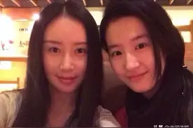 舒畅连续七年为刘亦菲庆生，两人相识于豆蔻年华，神仙友情图片