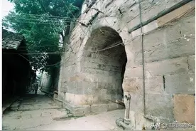 泸州南北二城分界线，忠义苏公路，明末泸州惨痛城陷见证地图片